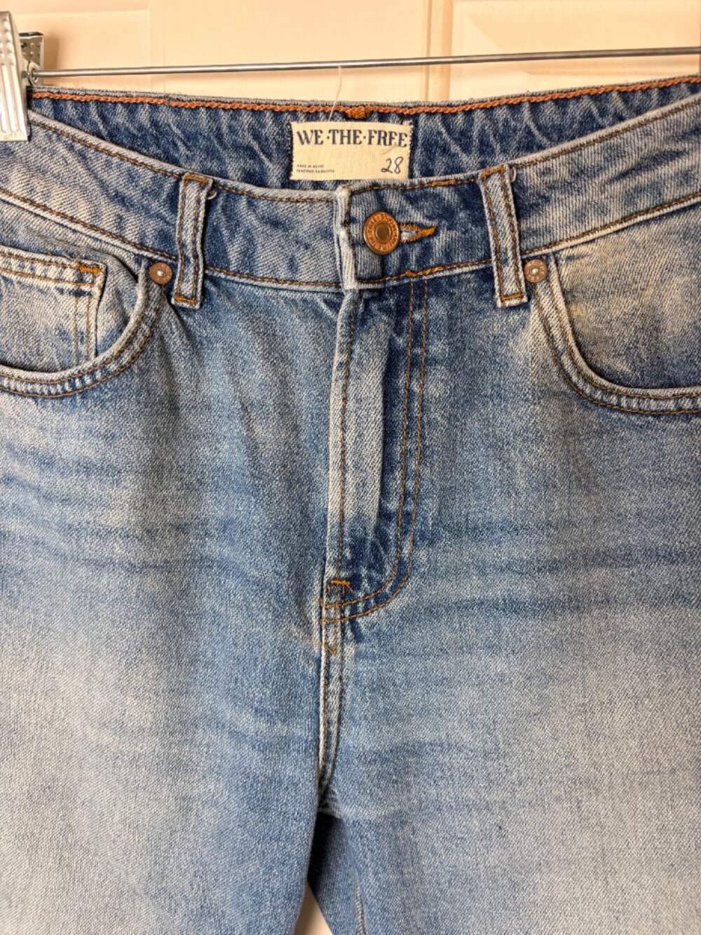 We the Free Pacifica High Rise Slim Straight Leg Medium Wash Jeans Size 28 - Picture 2 of 9
